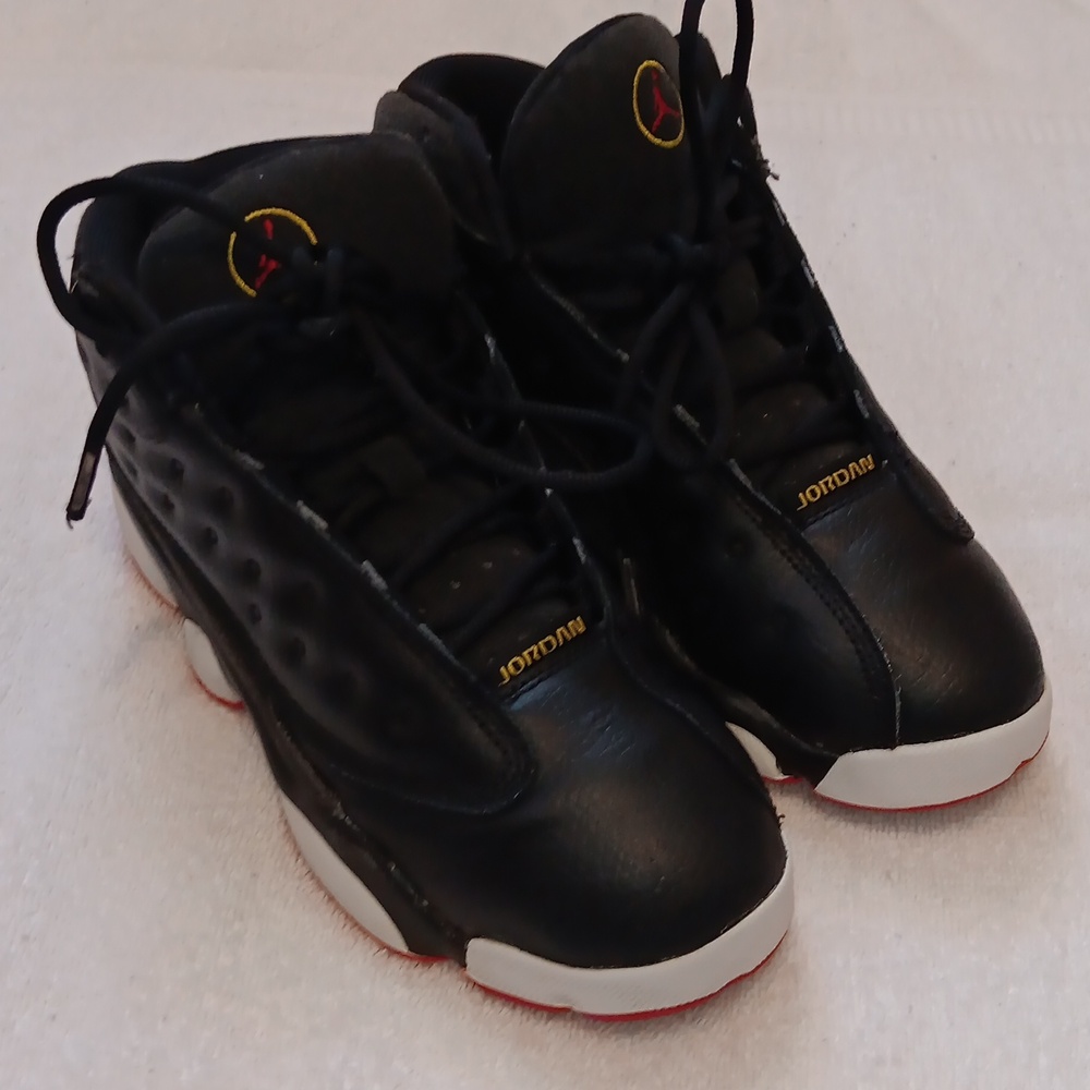 Jordan retro 13. Size 3youth. Black/wht/red - Picture 9 of 9